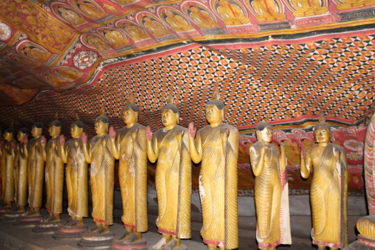 Buddha statues in Dambulla cave temple